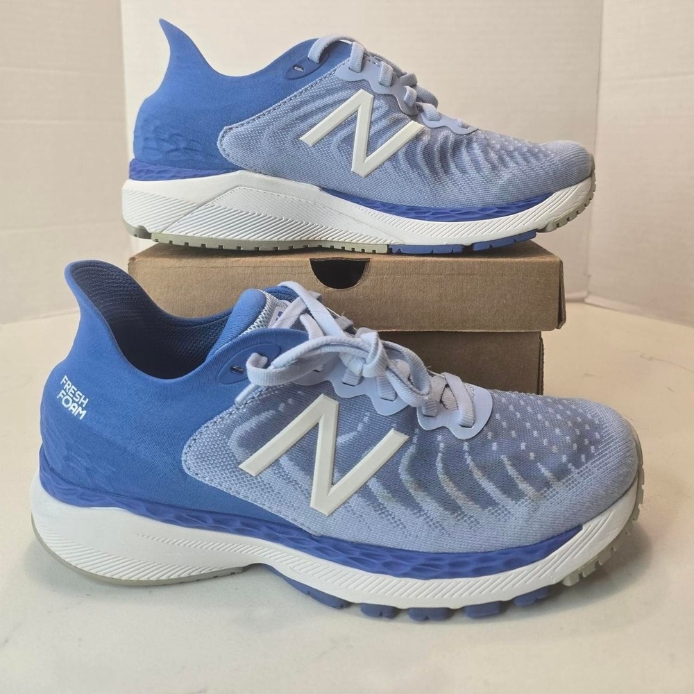 New Balance Women's Fresh Foam W860A11 Running Shoe Sneaker womens Size 9